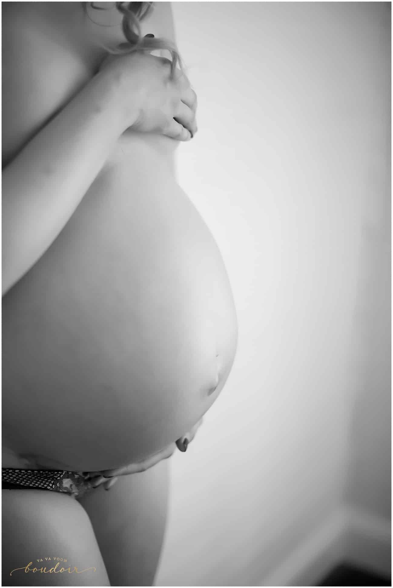 Michigan Boudoir Photographer - VaVa Voom Boudoir - Maternity Photographer - Miss A_0008.jpg